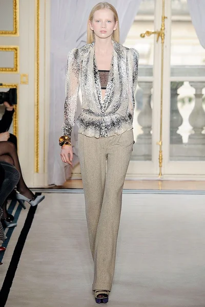 Look 31